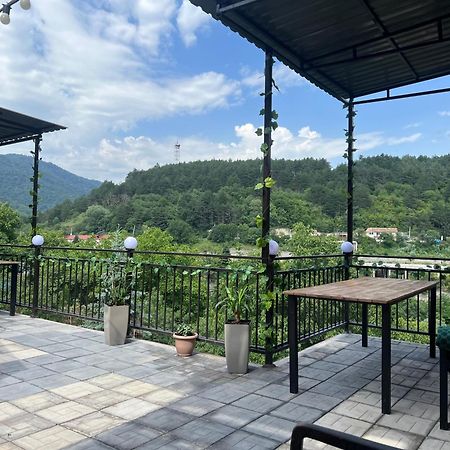 Dom Adonis Hotel Dilijan Luaran gambar
