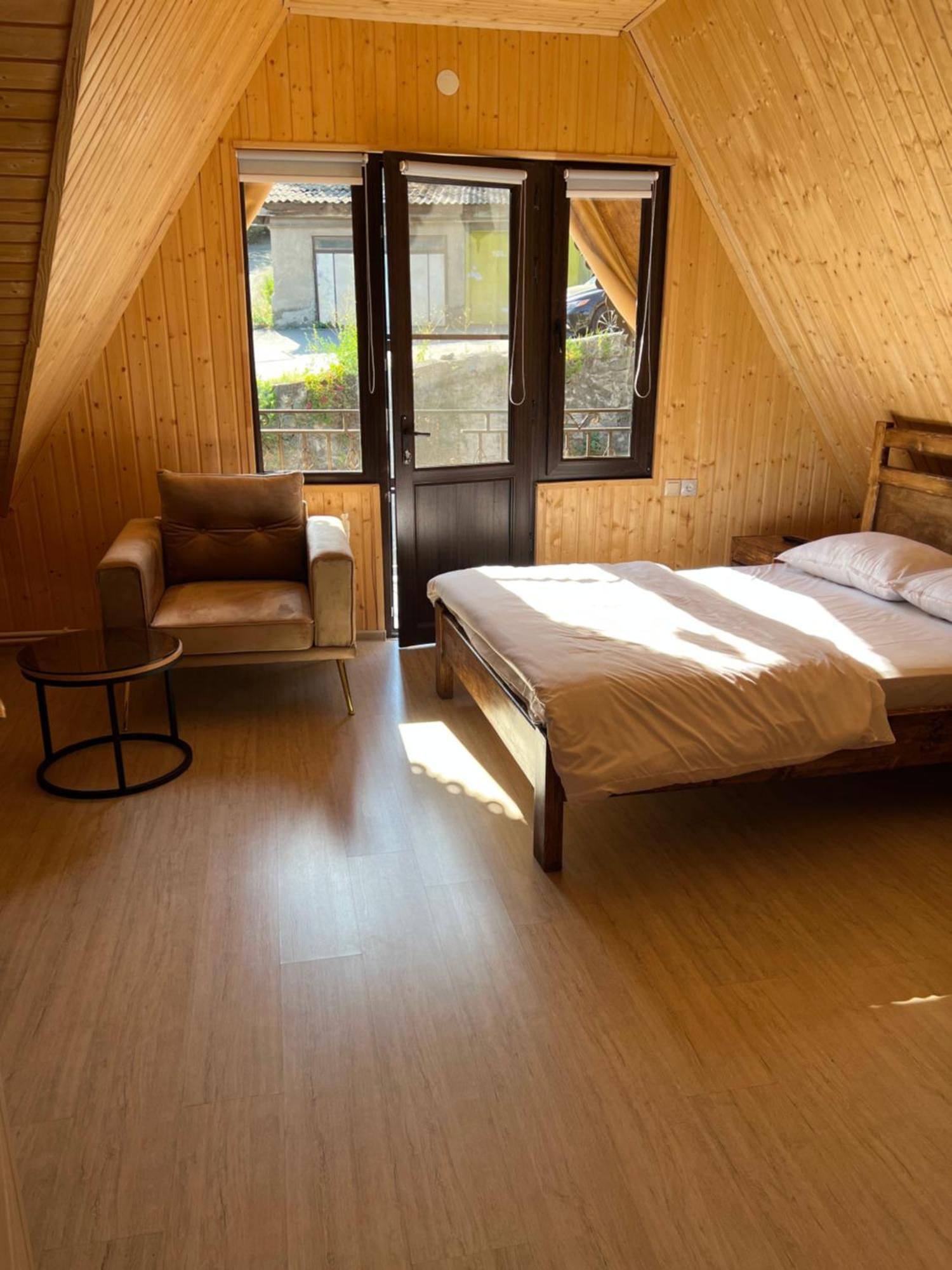 Dom Adonis Hotel Dilijan Luaran gambar