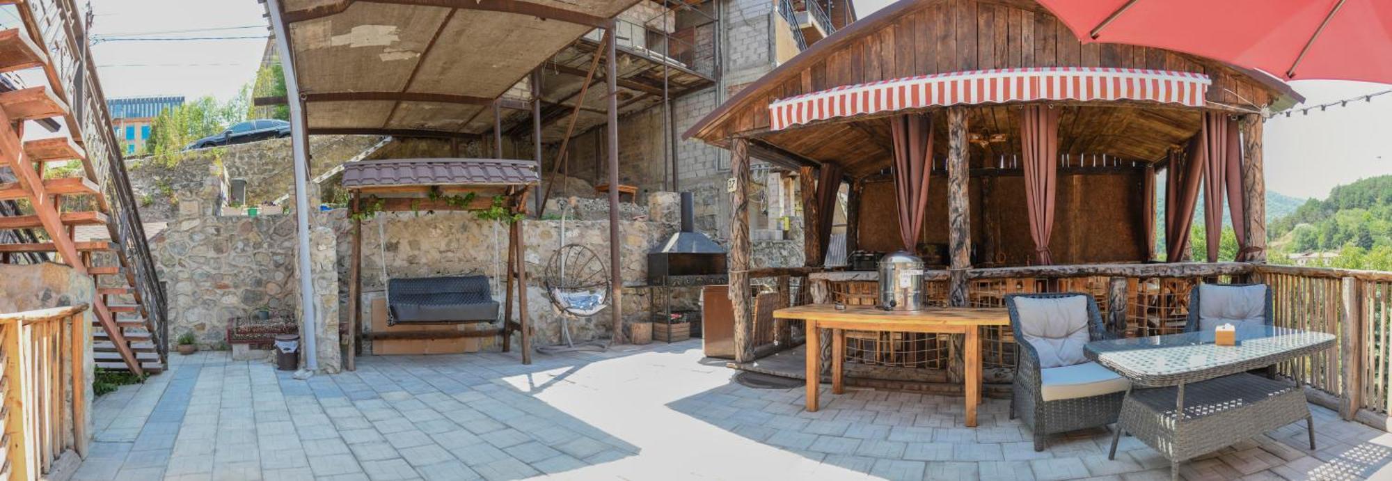 Dom Adonis Hotel Dilijan Luaran gambar