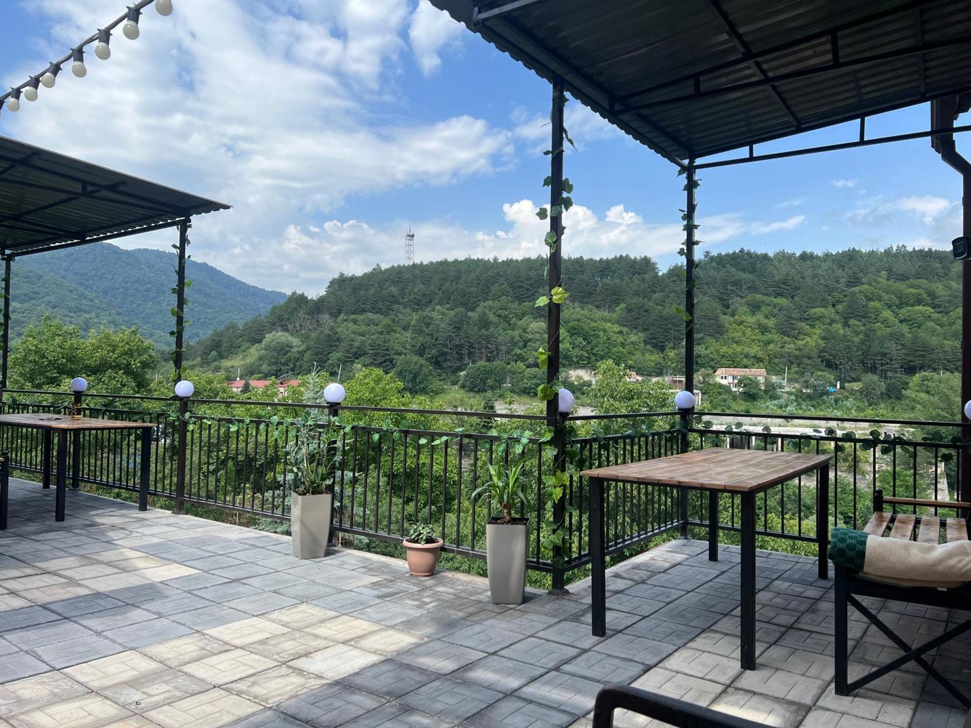 Dom Adonis Hotel Dilijan Luaran gambar
